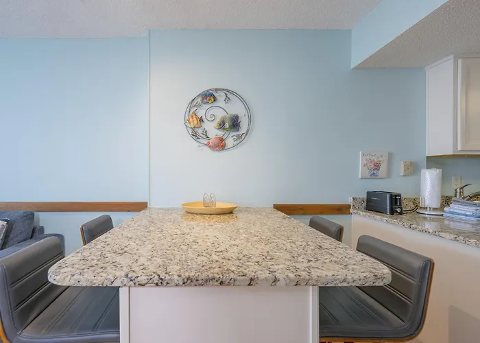 Surf & Racquet 702b Apartment *
