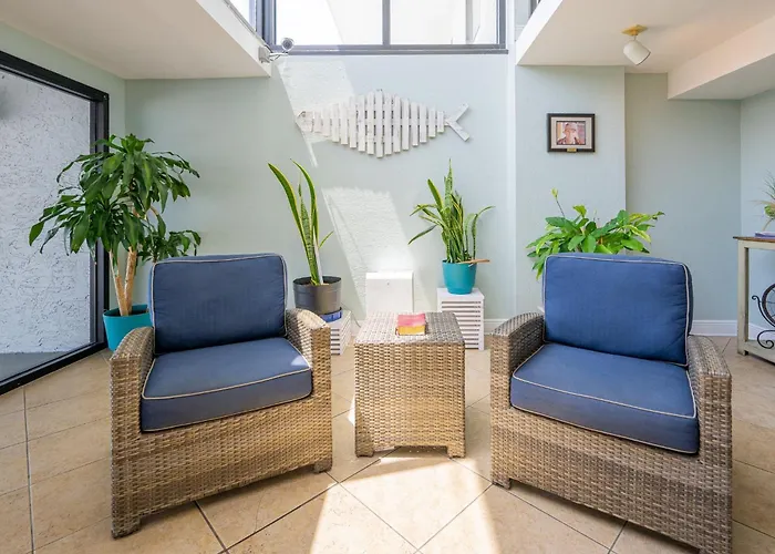 Surf & Racquet 702b Apartment Gulf Shores